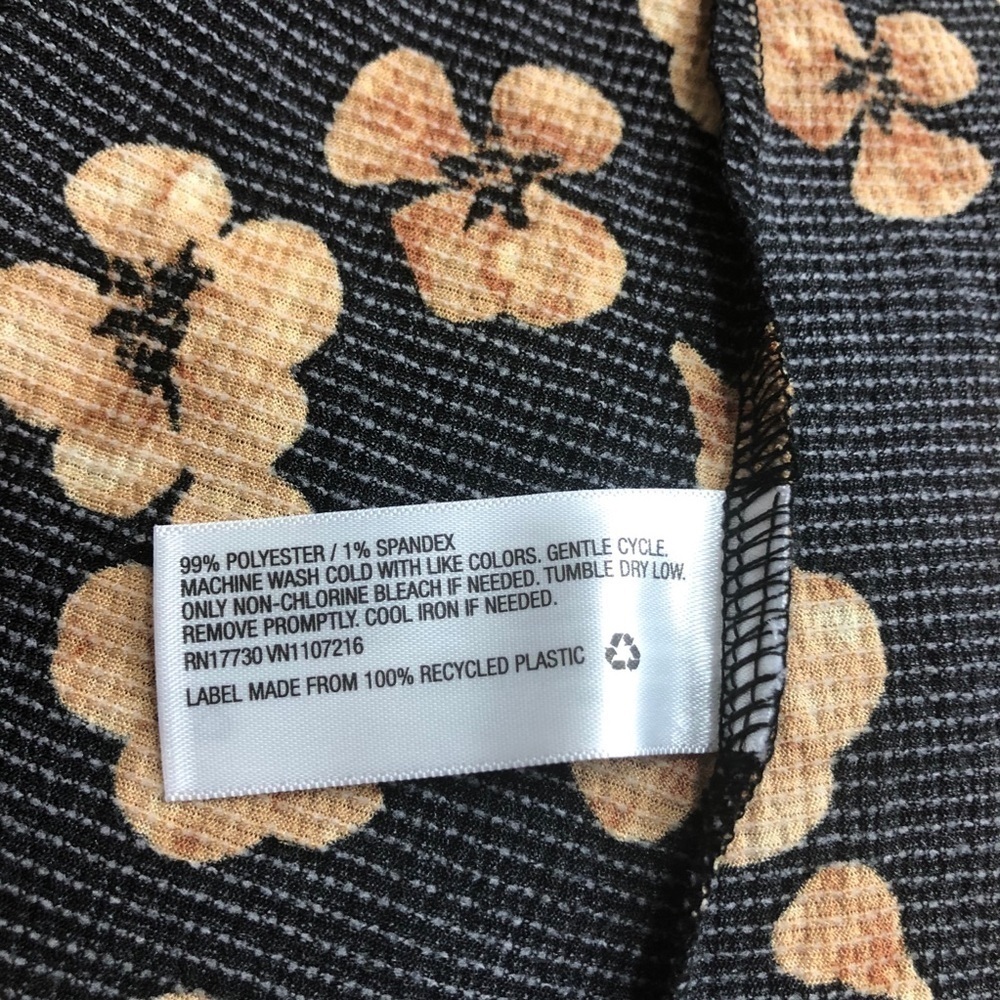 NWT AVA & VIV Stretch Black Floral Print Long Sleeve Top Sz 1X - Picture 9 of 9